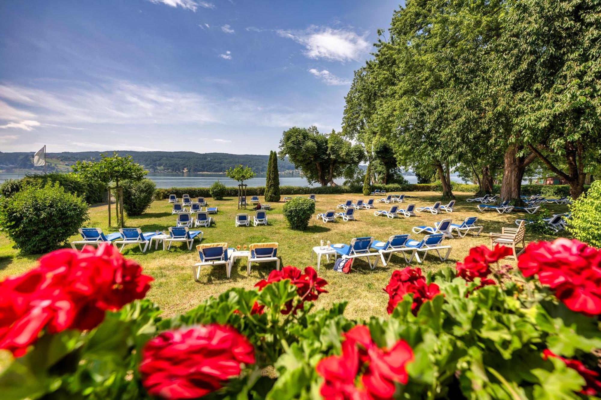 Strandhotel Loechnerhaus Райхенау Экстерьер фото