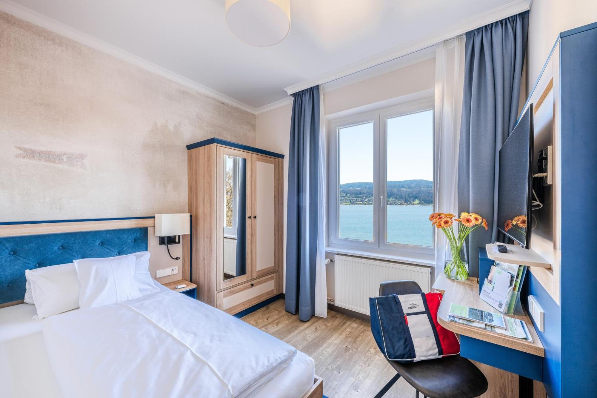 Strandhotel Loechnerhaus Райхенау Экстерьер фото