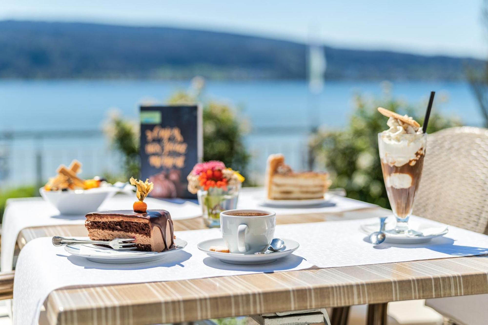Strandhotel Loechnerhaus Райхенау Экстерьер фото