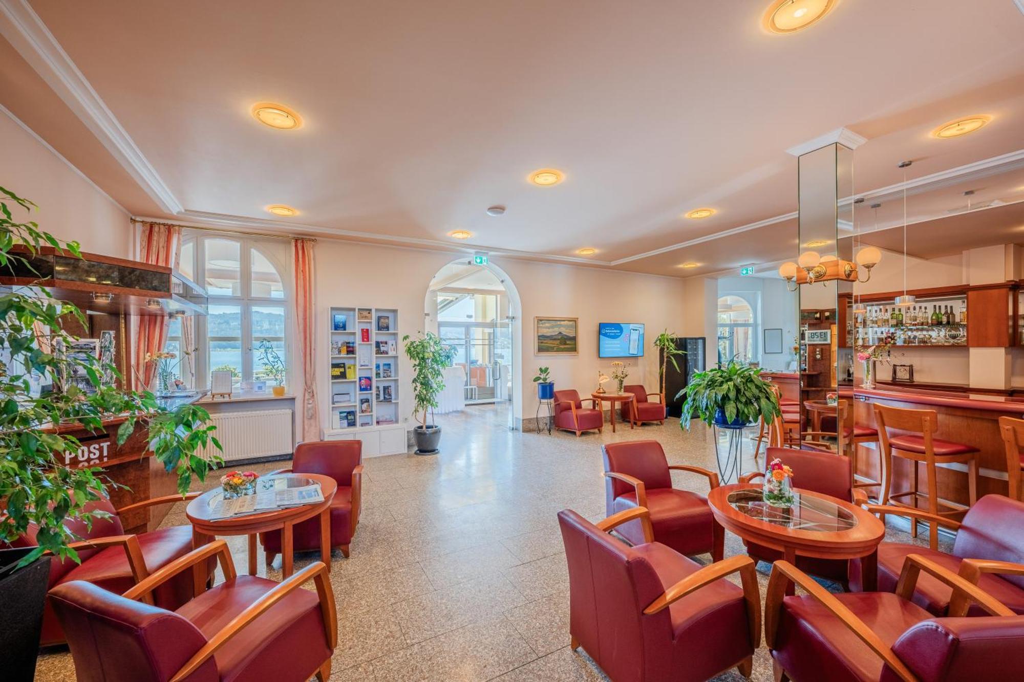 Strandhotel Loechnerhaus Райхенау Экстерьер фото